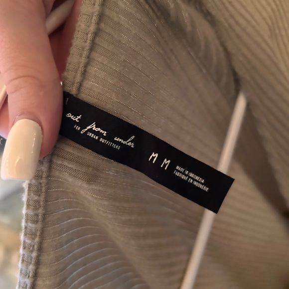 Romper - Picture 3 of 4